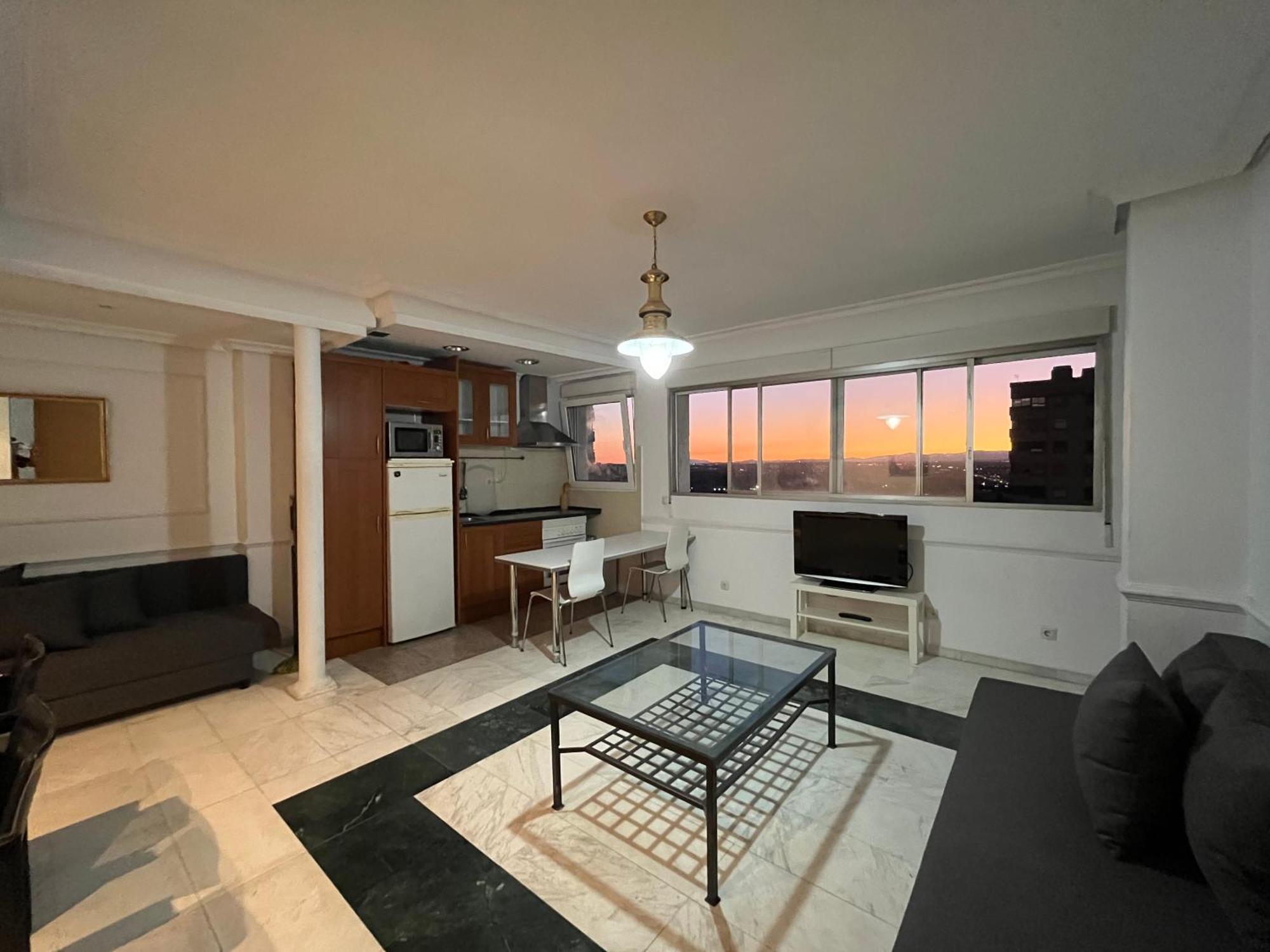 Apartamento Pisos Con Piscina Planta 20 Y 13 Super Vistas