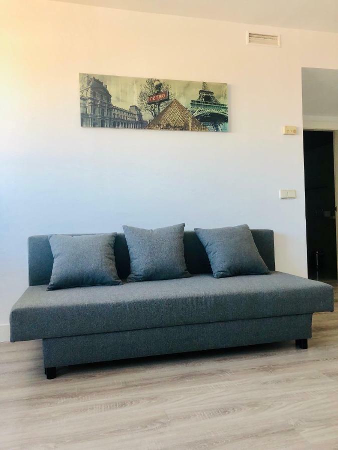 Pisos Con Piscina Planta 20 Y 13 Super Vistas * Madrid